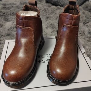 Kids Brown Strauss And Ramm "Chelsea" Boots - New In Box Size 13